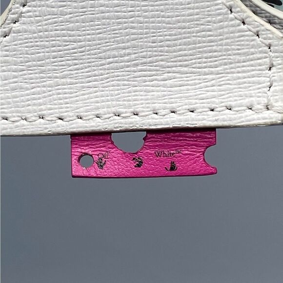 OFF-WHITE Swiss Leather Phone Case - Picture 4 of 10